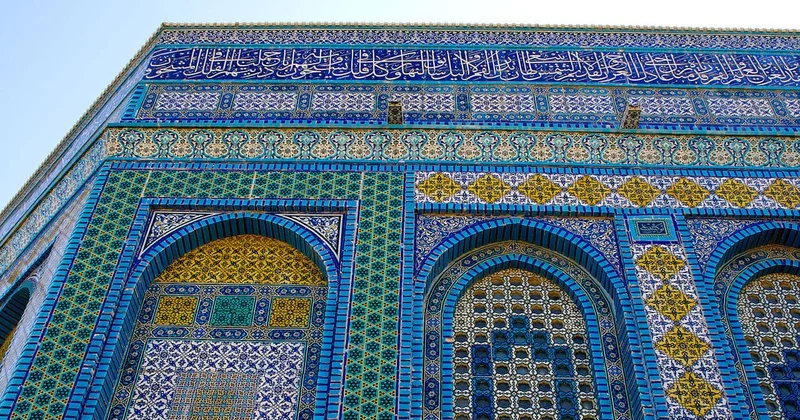 Arquitetura Árabe: Guia Completo com Inspirações para sua Casa